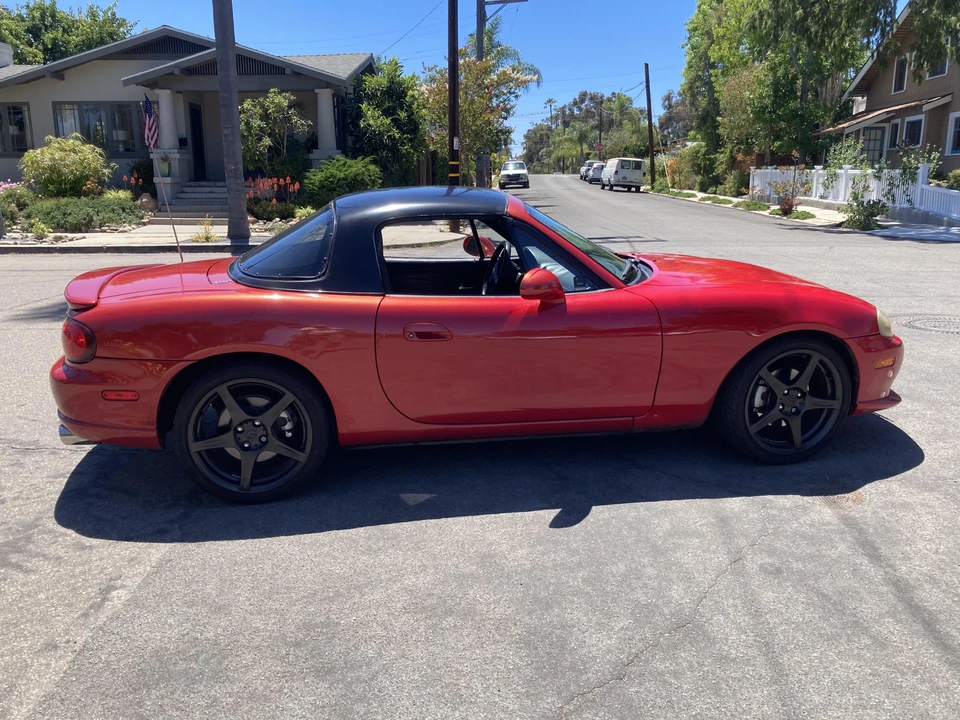 2004 Mazda NB Mazdaspeed MX-5 Miata - Image 16 of 31