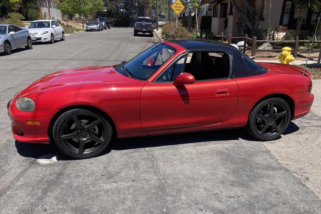 2004 Mazda NB Mazdaspeed MX-5 Miata - Image 3 of 31