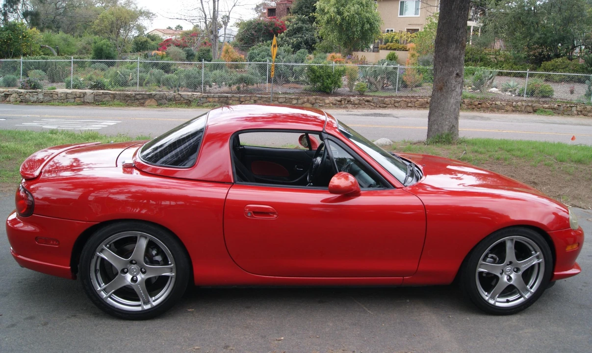2004 Mazda NB Mazdaspeed MX-5 Miata - Image 9 of 9