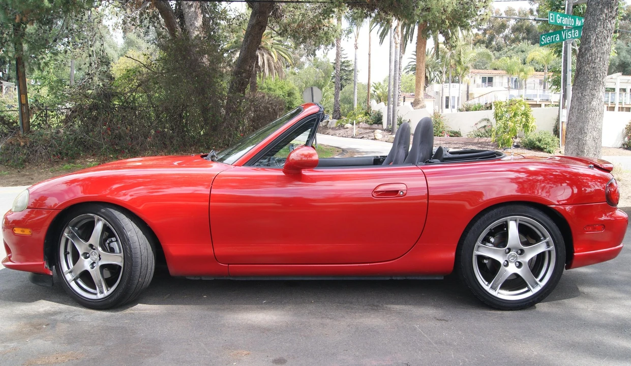 2004 Mazda NB Mazdaspeed MX-5 Miata - Image 7 of 9