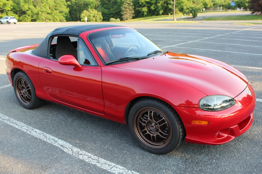 2004 Mazda NB Mazdaspeed MX-5 Miata - Image 2 of 31