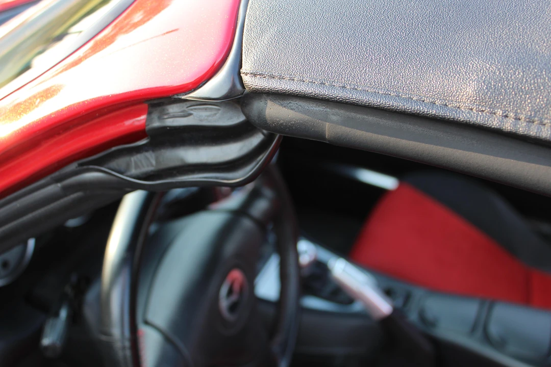 2004 Mazda NB Mazdaspeed MX-5 Miata - Image 28 of 31