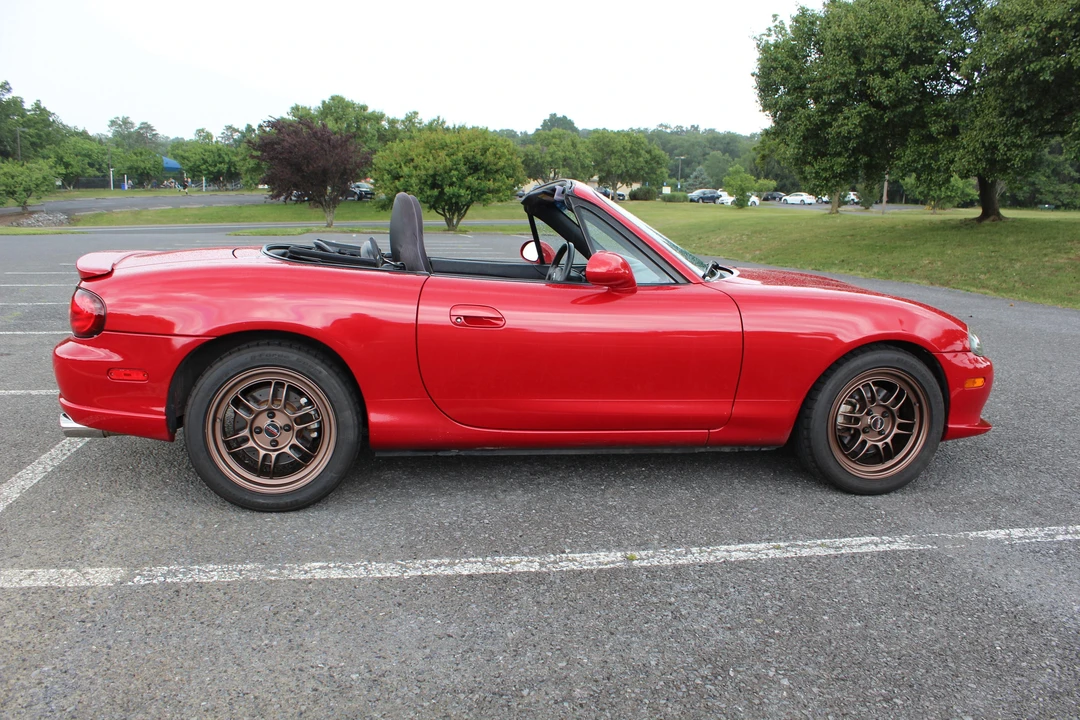 2004 Mazda NB Mazdaspeed MX-5 Miata - Image 9 of 31