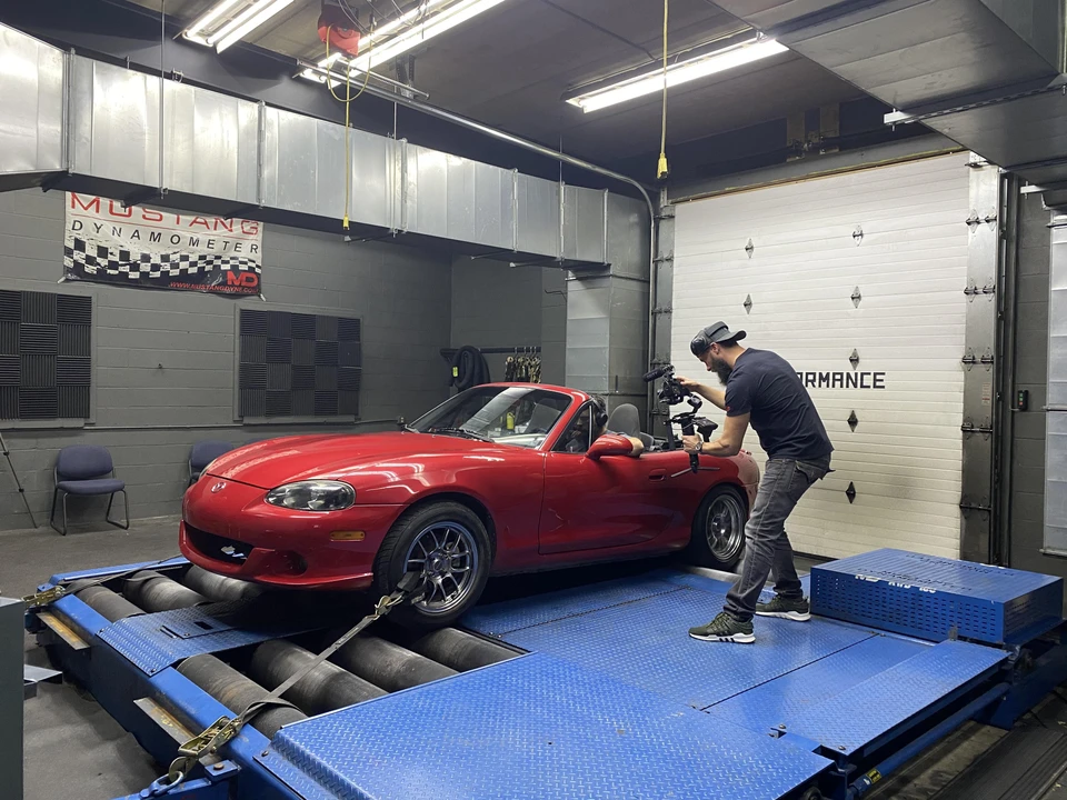 2004 Mazda NB Mazdaspeed MX-5 Miata - Image 17 of 28
