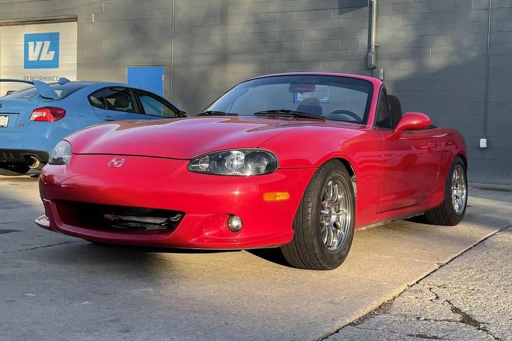 2004 Mazda NB Mazdaspeed MX-5 Miata - Image 2 of 28