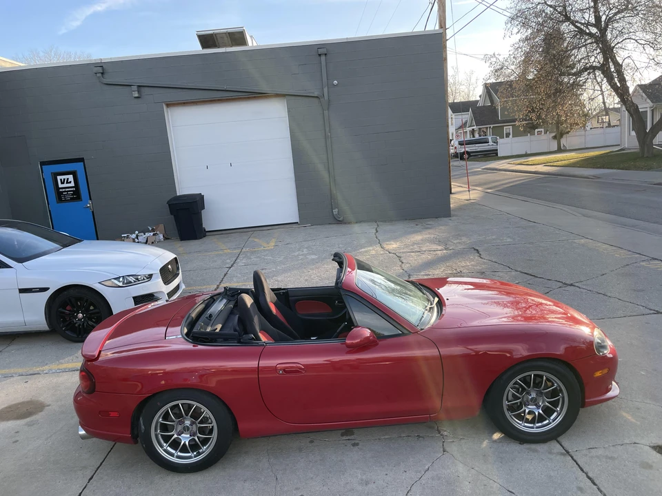 2004 Mazda NB Mazdaspeed MX-5 Miata - Image 13 of 28