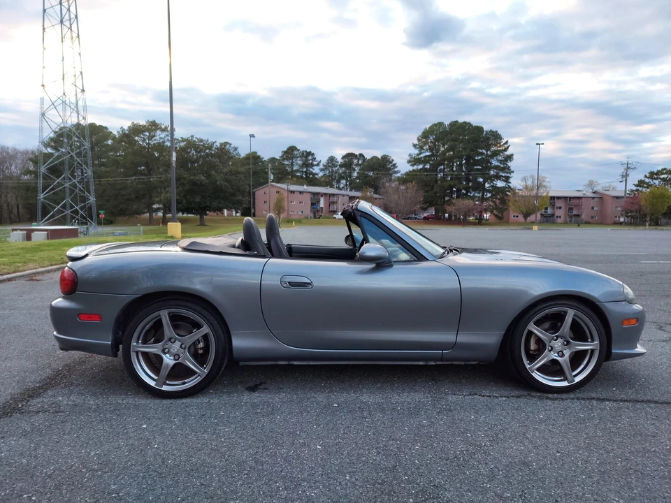 2004 Mazda NB Mazdaspeed MX-5 Miata - Image 14 of 31