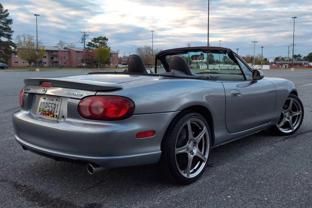 2004 Mazda NB Mazdaspeed MX-5 Miata - Image 4 of 31