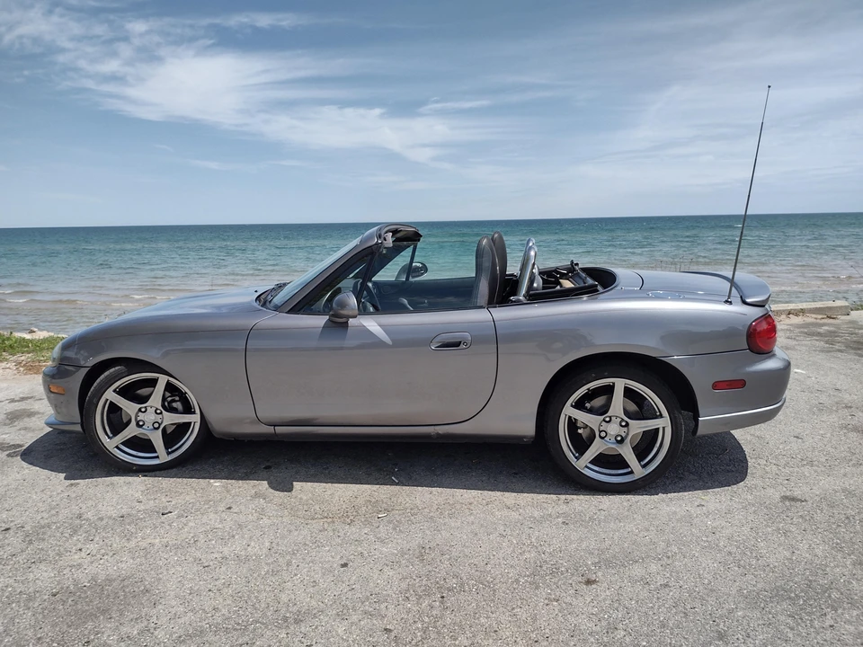 2004 Mazda NB Mazdaspeed MX-5 Miata - Image 16 of 31