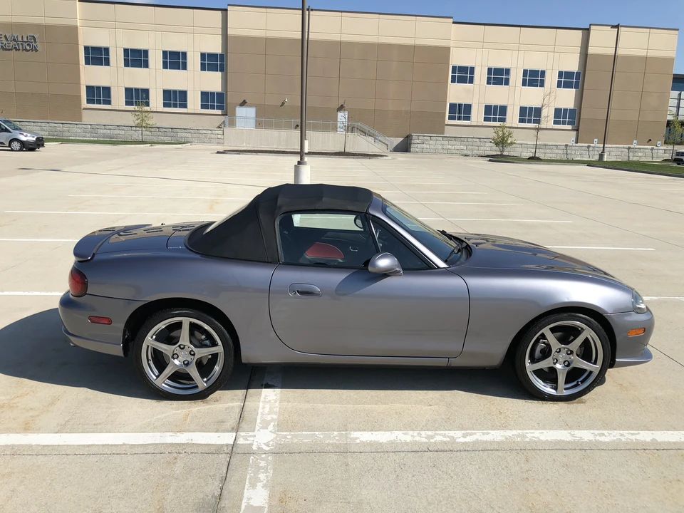 2004 Mazda NB Mazdaspeed MX-5 Miata - Image 10 of 31
