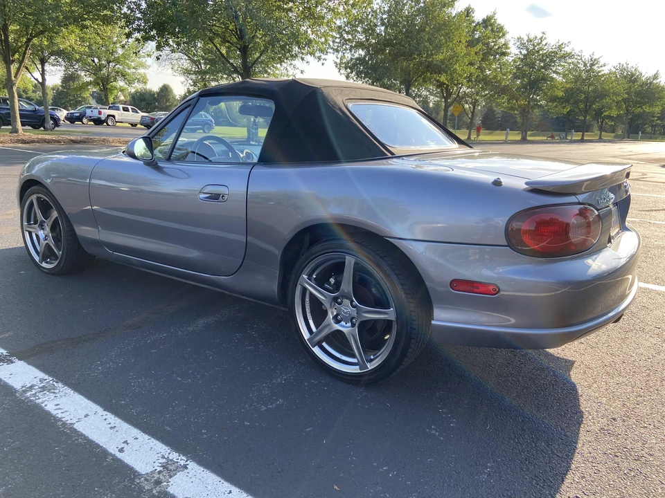2004 Mazda NB Mazdaspeed MX-5 Miata - Image 10 of 31