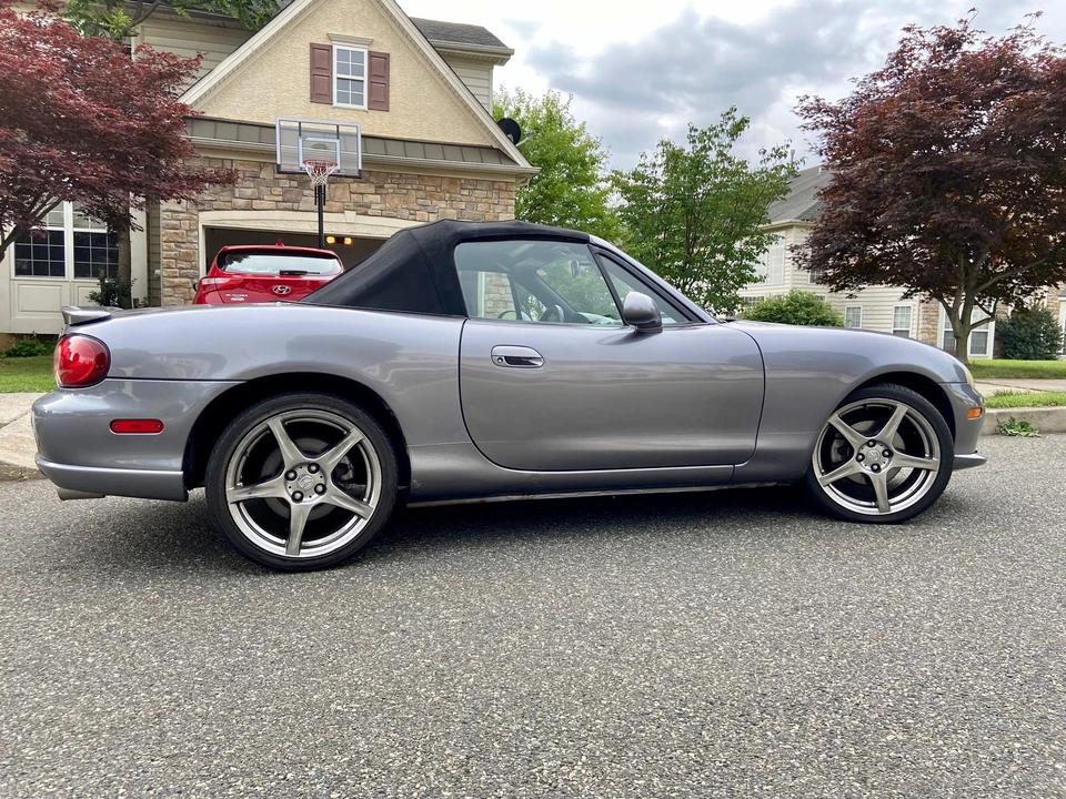 2004 Mazda NB Mazdaspeed MX-5 Miata - Image 15 of 31