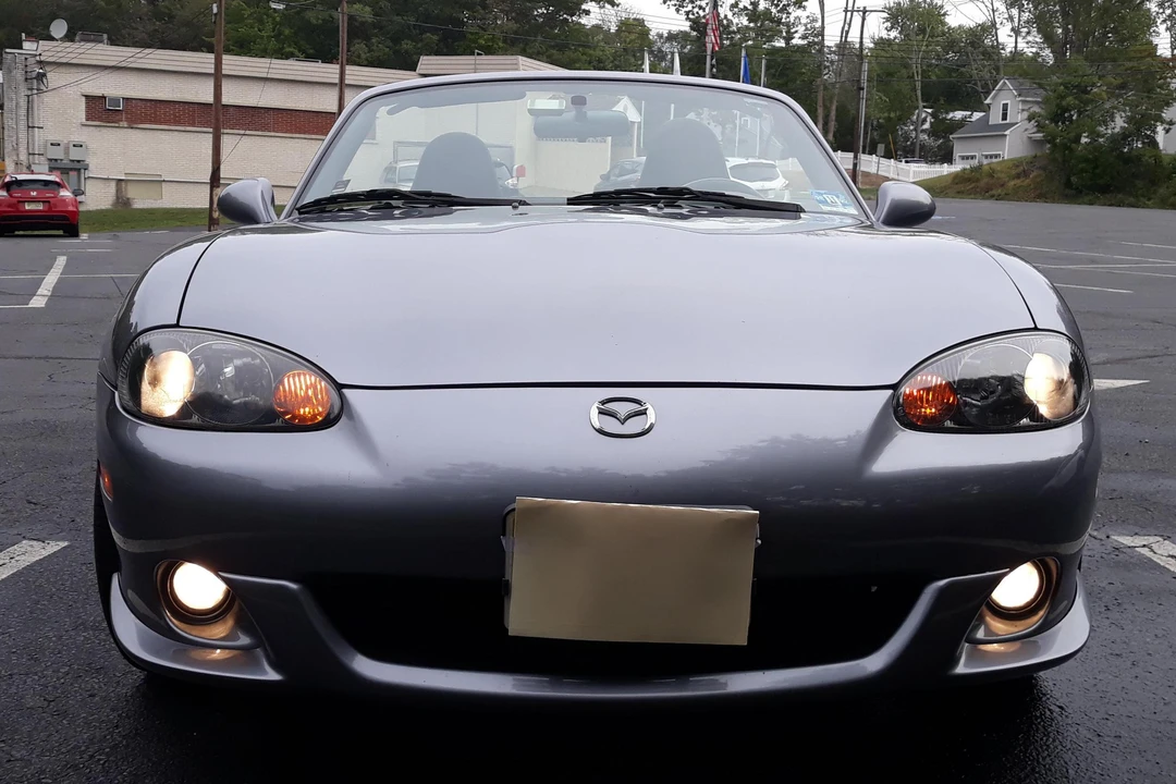 2004 Mazda NB Mazdaspeed MX-5 Miata - Image 2 of 31