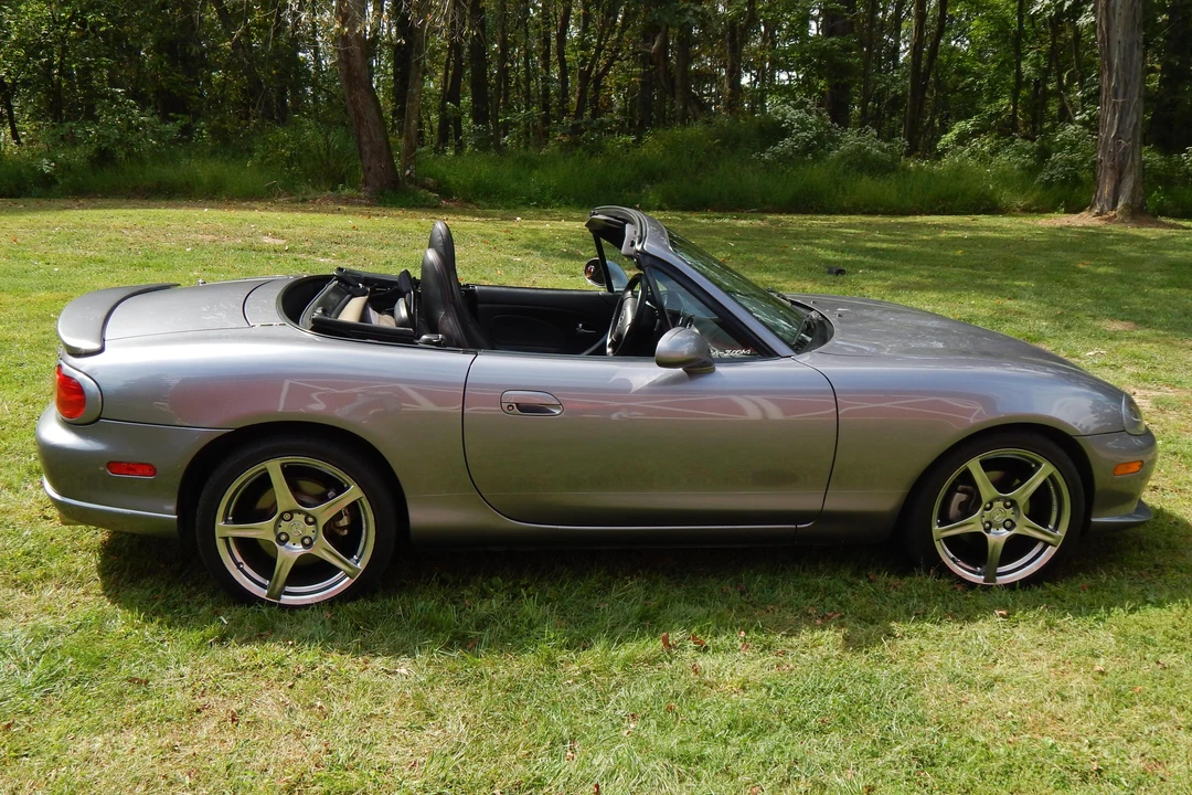 2004 Mazda NB Mazdaspeed MX-5 Miata - Image 3 of 6