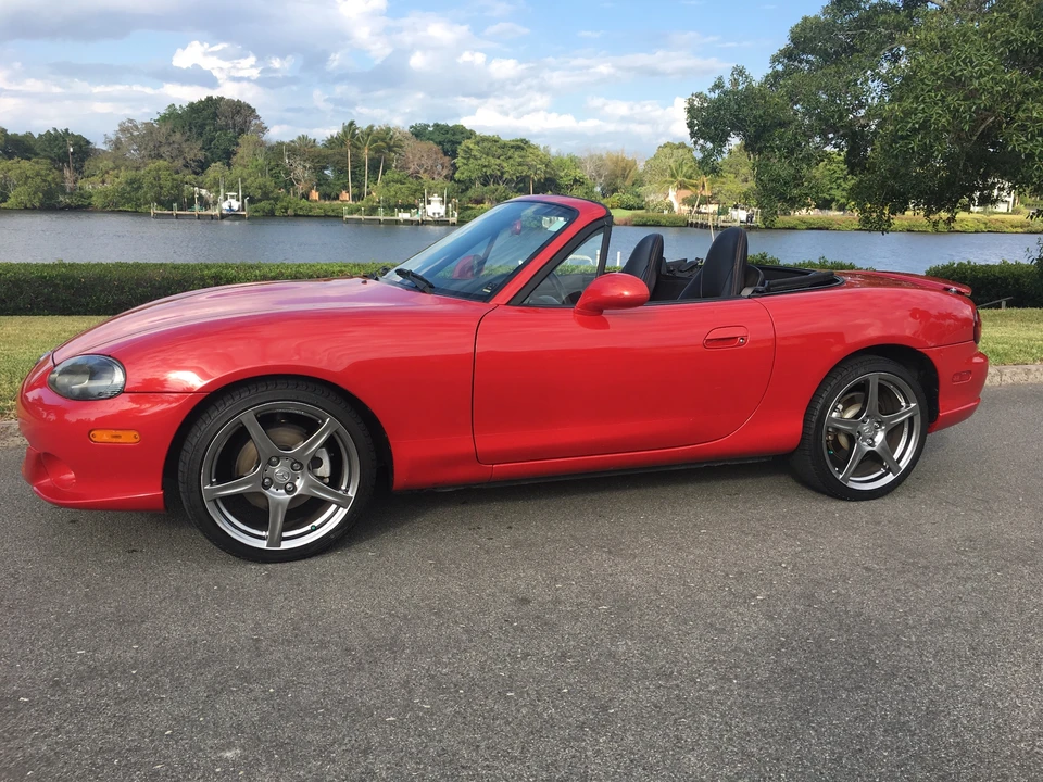 2004 Mazda NB Mazdaspeed MX-5 Miata - Image 4 of 31
