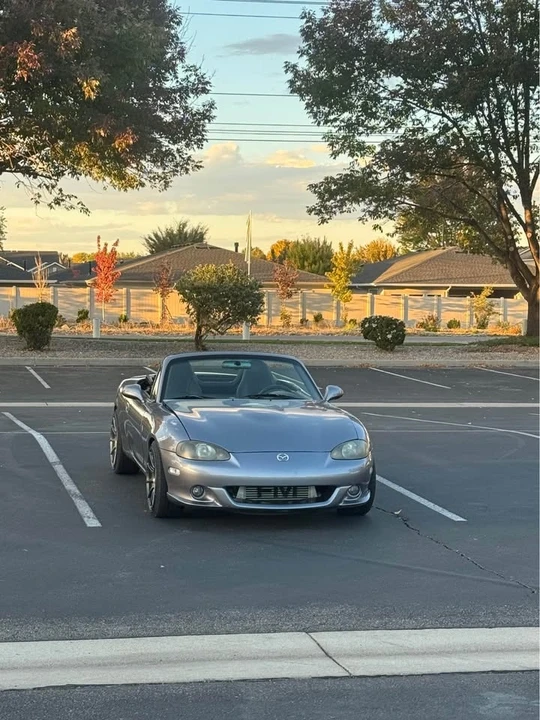 2004 Mazda NB Mazdaspeed MX-5 Miata - Image 2 of 16