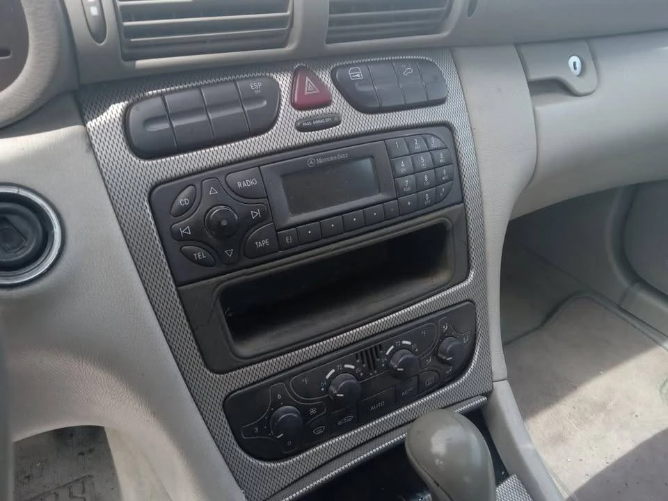 2004 Mercedes-Benz W203 C-Class - Image 7 of 8