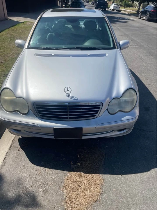 2004 Mercedes-Benz W203 C-Class - Image 2 of 7