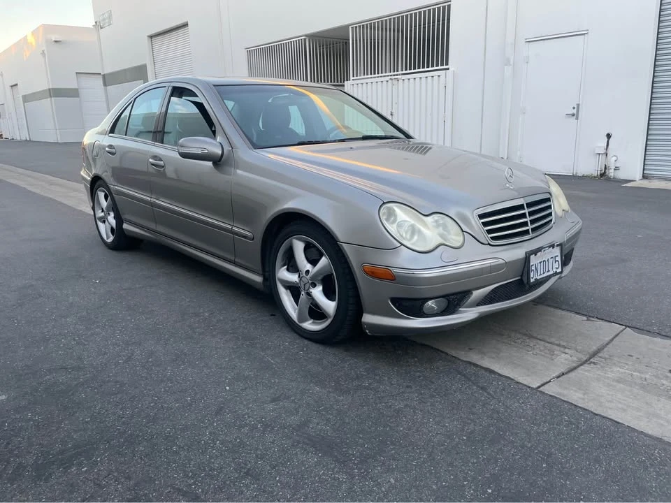 2004 Mercedes-Benz C209/A209 CLK-Class - Image 2 of 6