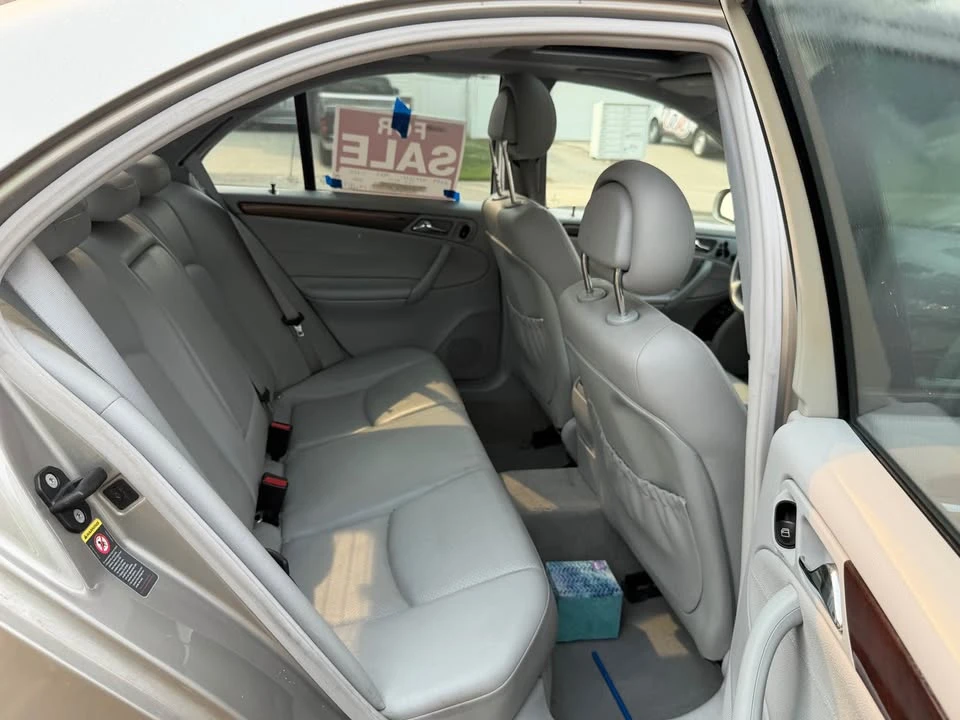 2004 Mercedes-Benz E-Class - Image 9 of 12