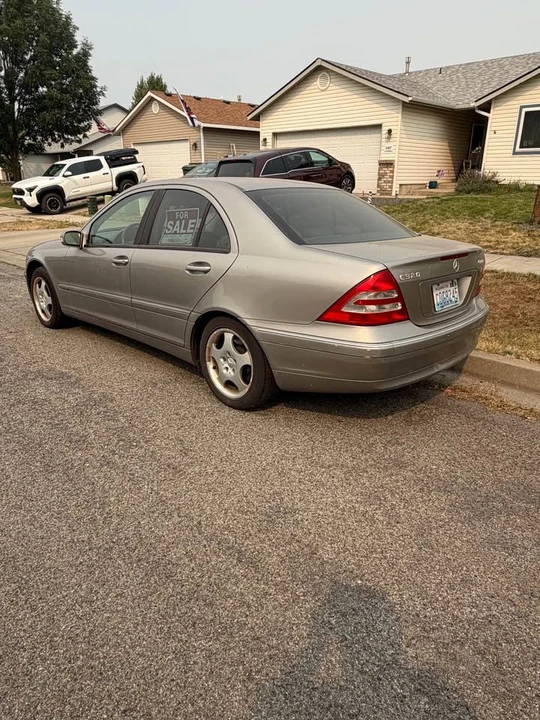 2004 Mercedes-Benz E-Class - Image 2 of 12