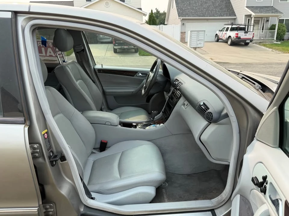 2004 Mercedes-Benz E-Class - Image 8 of 12
