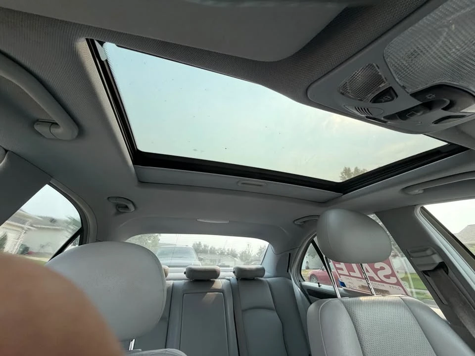 2004 Mercedes-Benz E-Class - Image 10 of 12