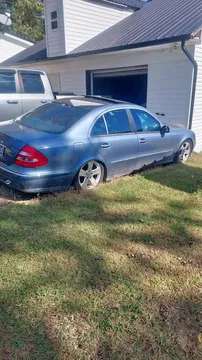 2004 Mercedes-Benz 300 E 3.0 Sedan 4D