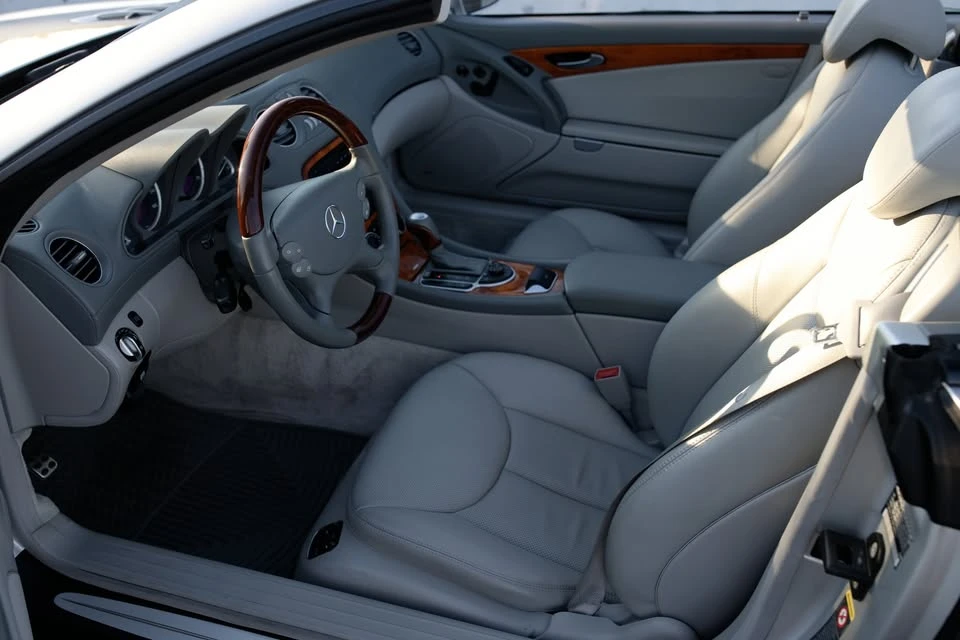 2004 Mercedes-Benz R230 SL-Class - Image 13 of 20