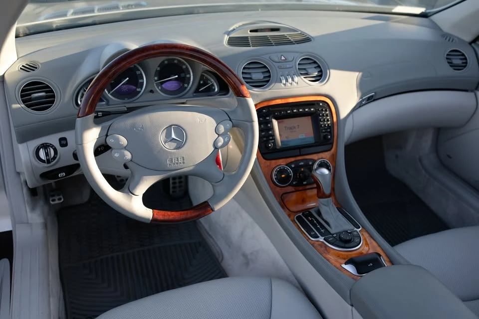2004 Mercedes-Benz R230 SL-Class - Image 5 of 20