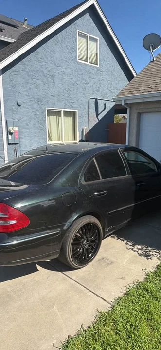 2004 Mercedes-Benz W211 E-Class - Image 3 of 6