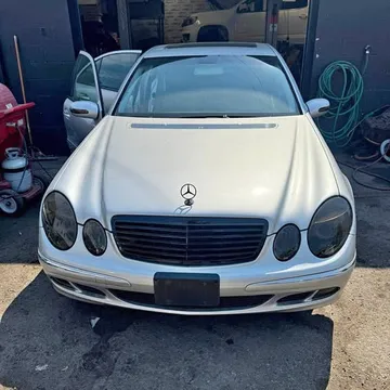 2004 Mercedes-Benz E500 Sedan
