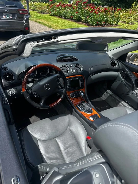 2004 Mercedes-Benz R230 SL-Class - Image 10 of 11
