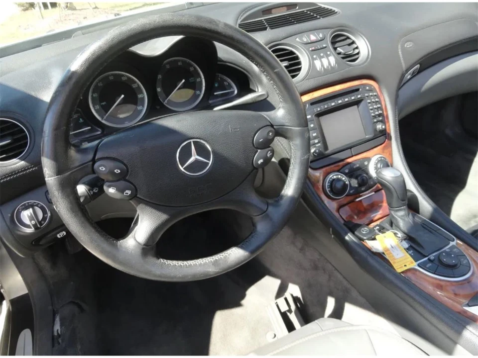 2004 Mercedes-Benz W220 S-Class - Image 25 of 31