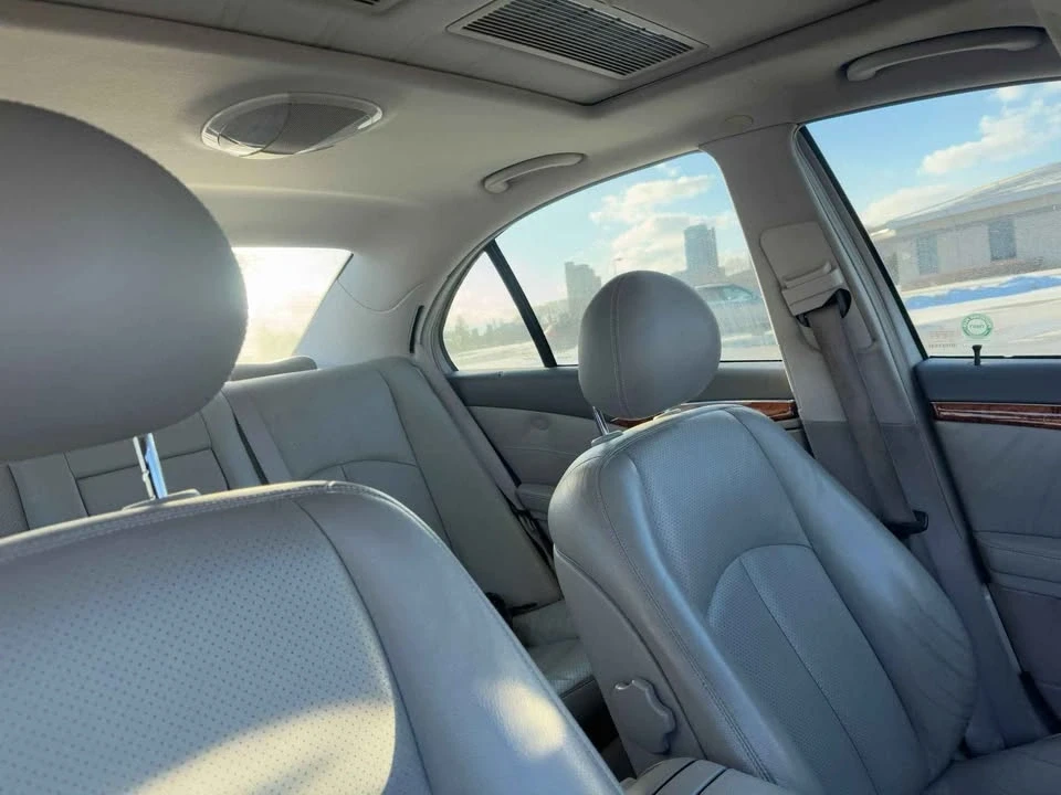 2004 Mercedes-Benz W211 E-Class - Image 8 of 10