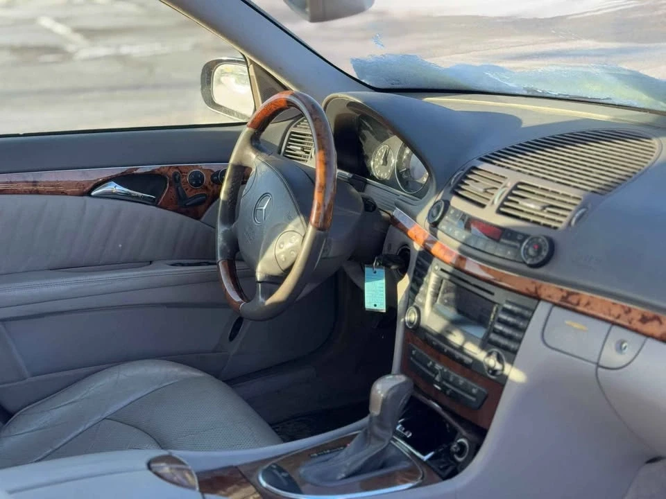 2004 Mercedes-Benz W211 E-Class - Image 9 of 10