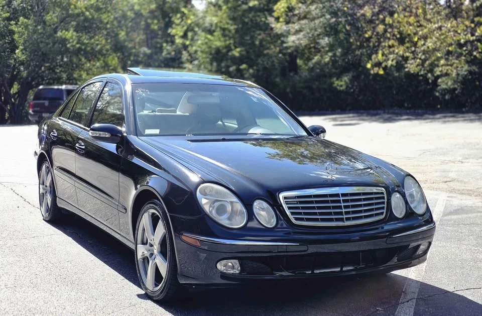 2004 Mercedes-Benz W211 E-Class - Image 2 of 19