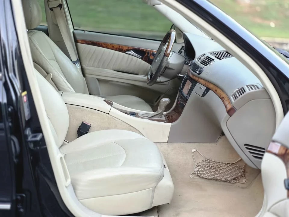 2004 Mercedes-Benz W211 E-Class - Image 13 of 19