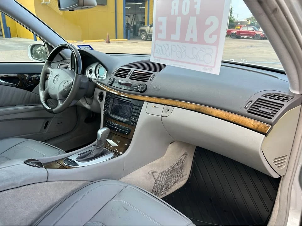 2004 Mercedes-Benz W211 E-Class - Image 12 of 18