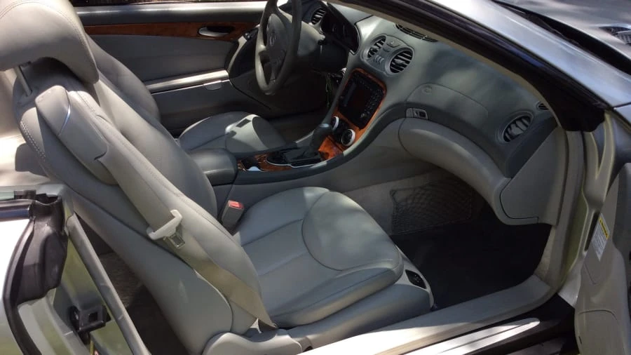 2004 Mercedes-Benz R230 SL-Class - Image 2 of 3