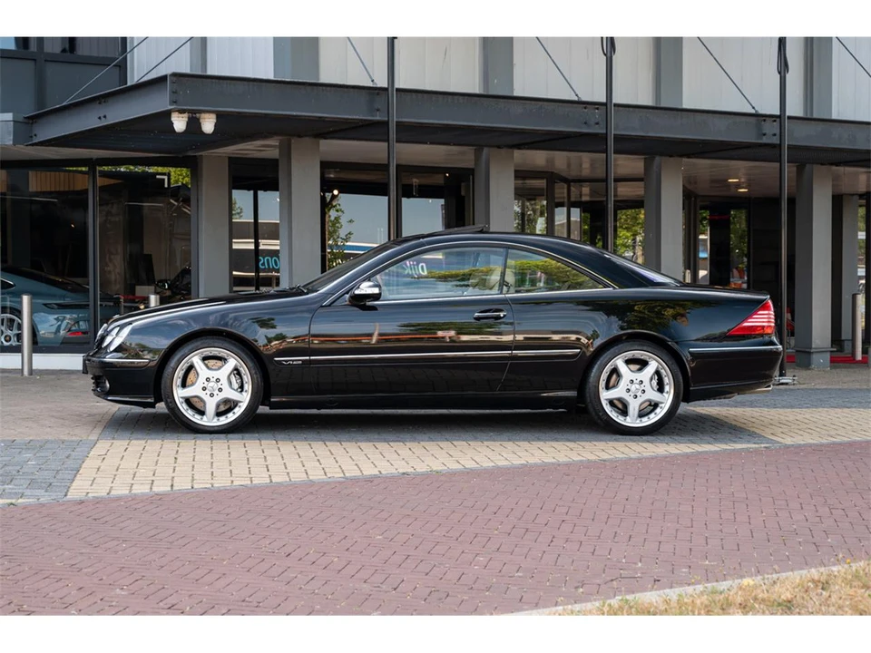 2004 Mercedes-Benz 600 - Image 2 of 11