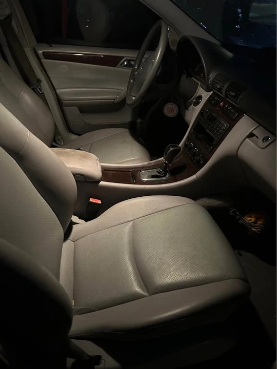 2004 Mercedes-Benz W203 C-Class - Image 10 of 10