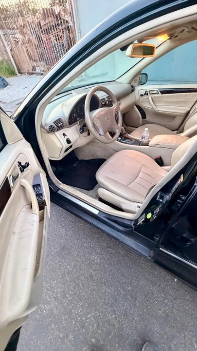 2004 Mercedes-Benz W203 C-Class - Image 8 of 10