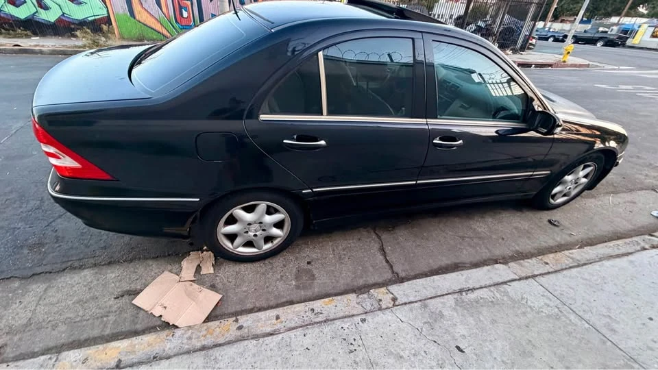 2004 Mercedes-Benz W203 C-Class - Image 5 of 10