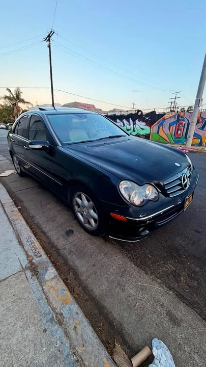 2004 Mercedes-Benz W203 C-Class - Image 2 of 10