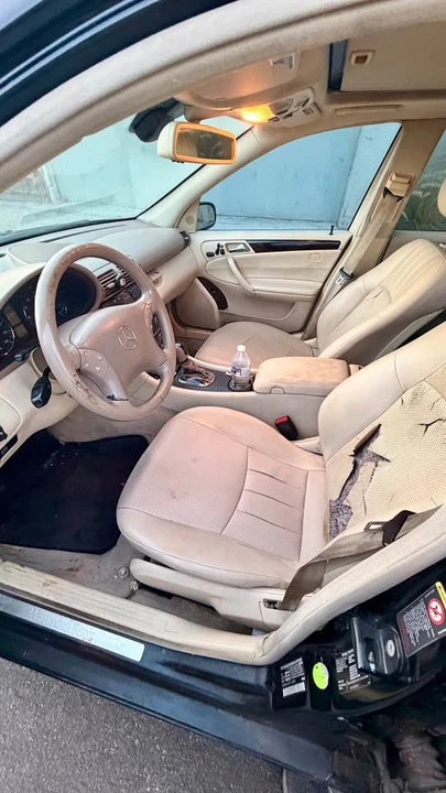 2004 Mercedes-Benz W203 C-Class - Image 9 of 10