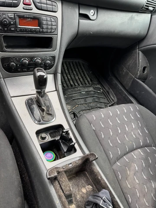 2004 Mercedes-Benz W203 C-Class - Image 5 of 9