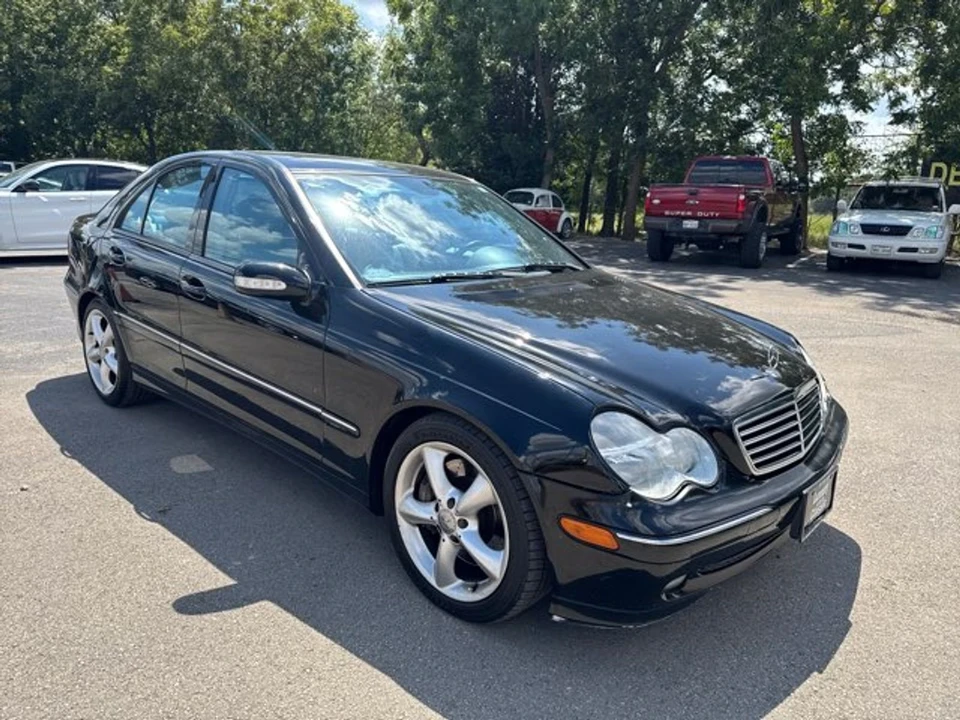 2004 Mercedes-Benz W203 C-Class - Image 2 of 12