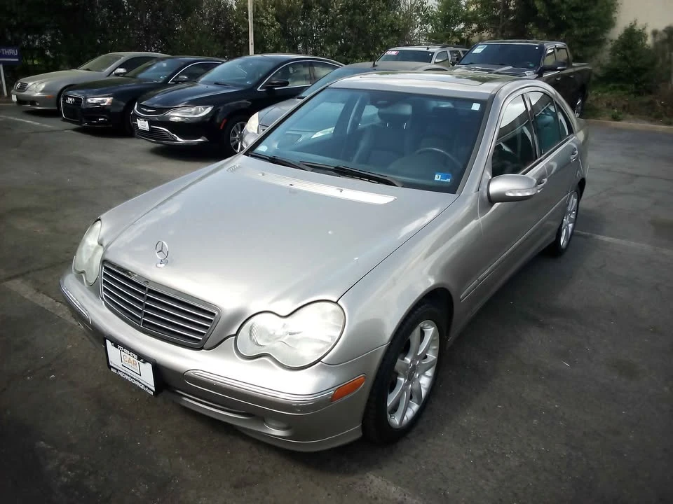 2004 Mercedes-Benz W203 C-Class - Image 7 of 16