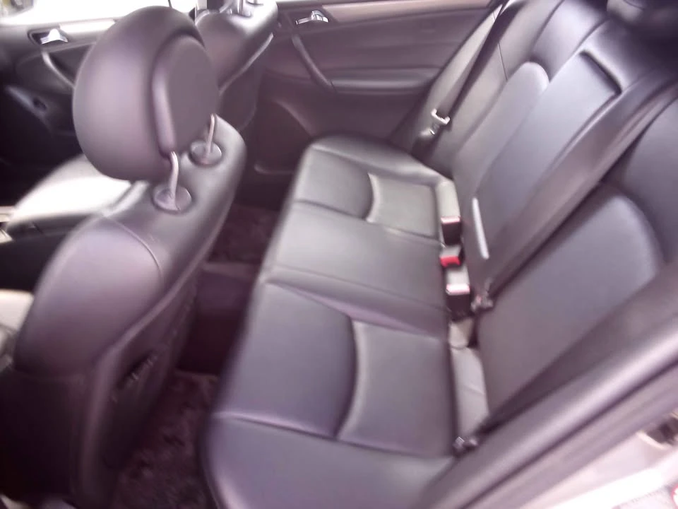 2004 Mercedes-Benz W203 C-Class - Image 10 of 16